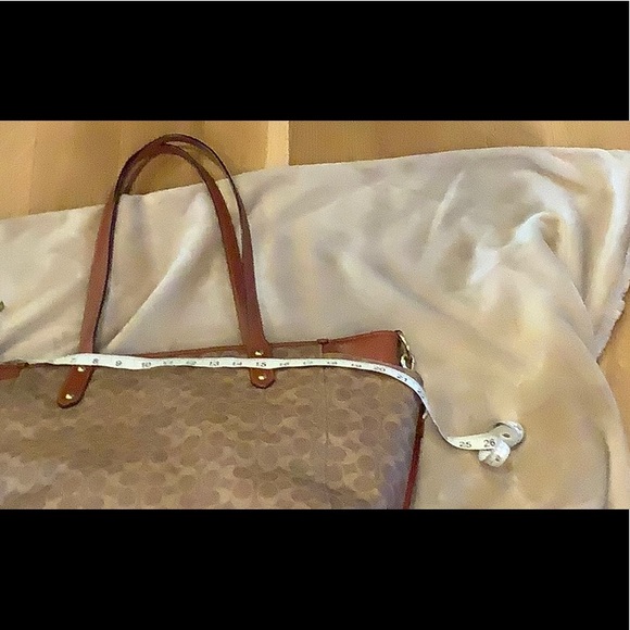 COACH Women’s Signature Canvas Bag - Picture 9 of 14